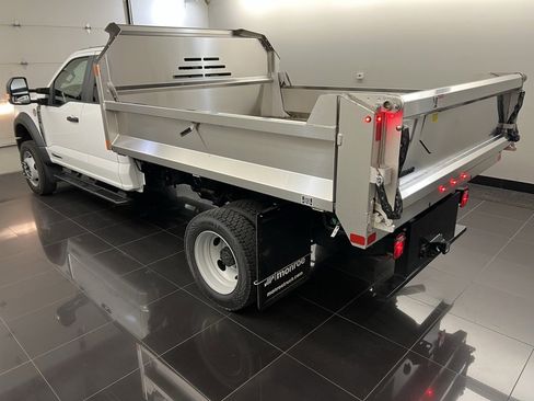 New 2025 Ford F550 4x4 Supercab Super Duty image 4