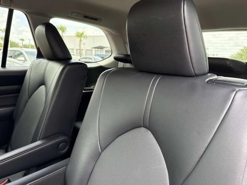 Used 2024 Toyota Grand Highlander FWD image 18