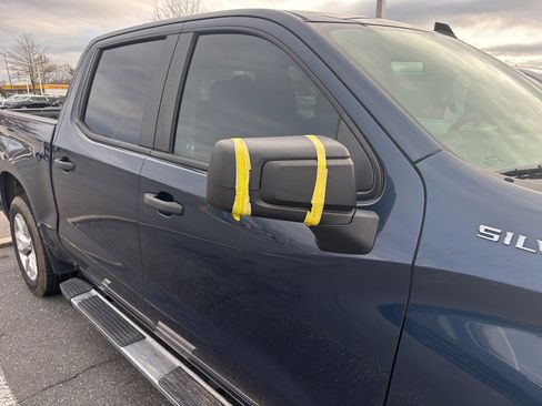 Used 2020 Chevrolet Silverado 1500 Custom w/ Custom Value Package image 5