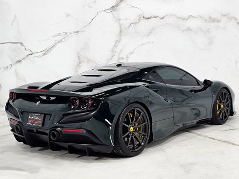 Used 2022 Ferrari F8 Tributo image 16