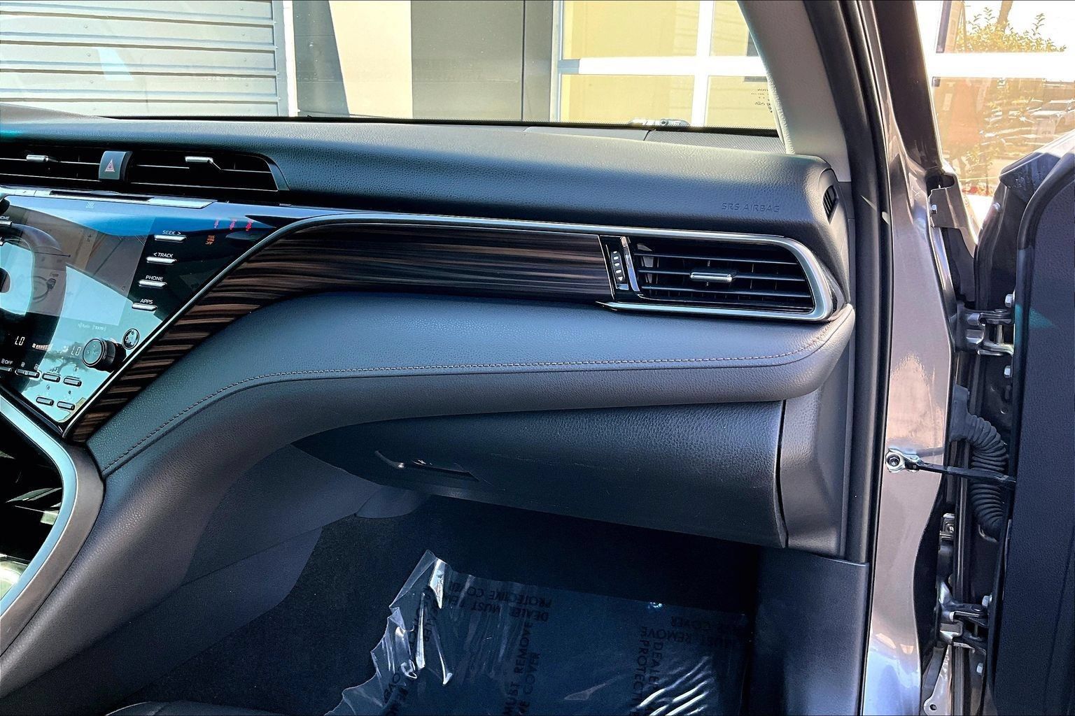 Used 2019 Toyota Camry XLE w/ Driver Assist Package FWD image 15