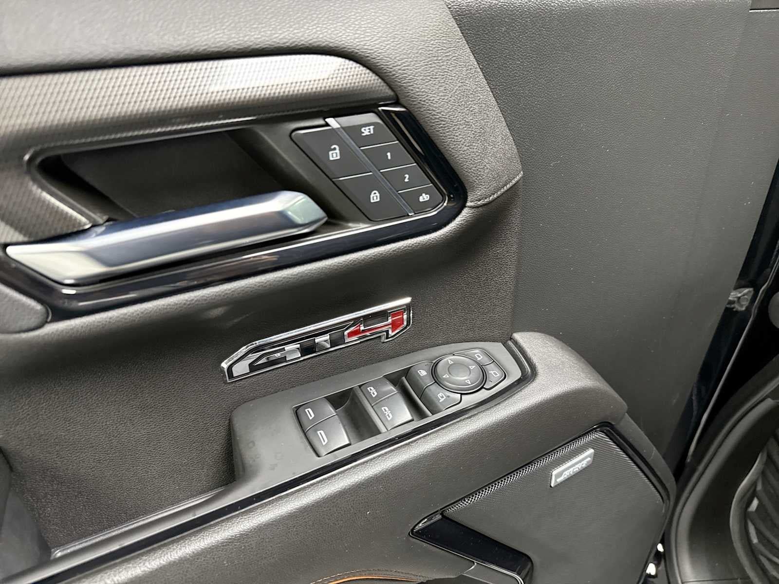 Used 2023 GMC Sierra 1500 AT4 w/ AT4 Premium Package AWD/4WD image 15