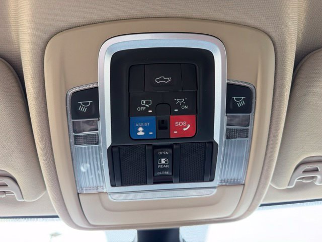 Used 2021 RAM 2500 Laramie AWD/4WD image 28