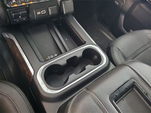 Used 2019 GMC Sierra 1500 Denali w/ Denali Ultimate Package image 28