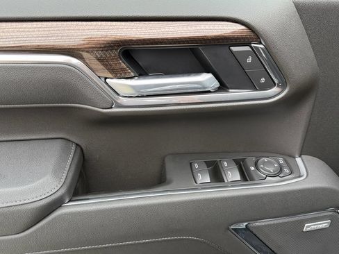 New 2026 Chevrolet Silverado 1500 LT Trail Boss w/ Convenience Package II AWD/4WD image 11