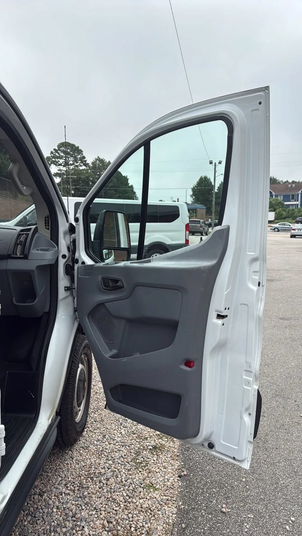 Used 2018 Ford Transit 350 XL RWD image 16