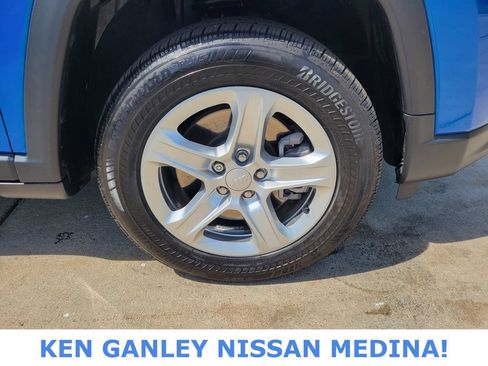 Used 2023 Jeep Compass Sport w/ Mopar Graphics Package AWD/4WD image 22