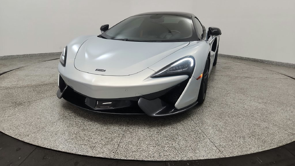 Used 2019 McLaren 570S Spider RWD image 10