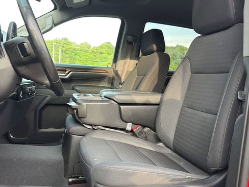 Used 2023 Chevrolet Silverado 1500 LT AWD/4WD image 12