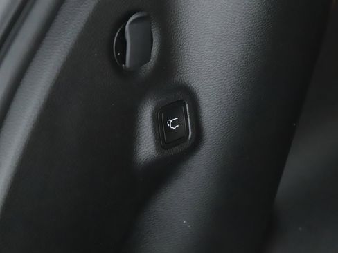 Used 2022 Jeep Compass High Altitude AWD/4WD image 21