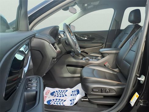 Used 2024 GMC Terrain AT4 image 18