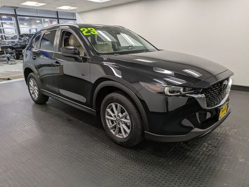 Used 2023 MAZDA CX-5 AWD 2.5 S w/ Select Package image 3