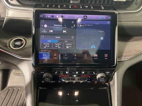 Used 2023 Jeep Grand Cherokee L Overland w/ Advanced Protech Group III AWD/4WD image 18