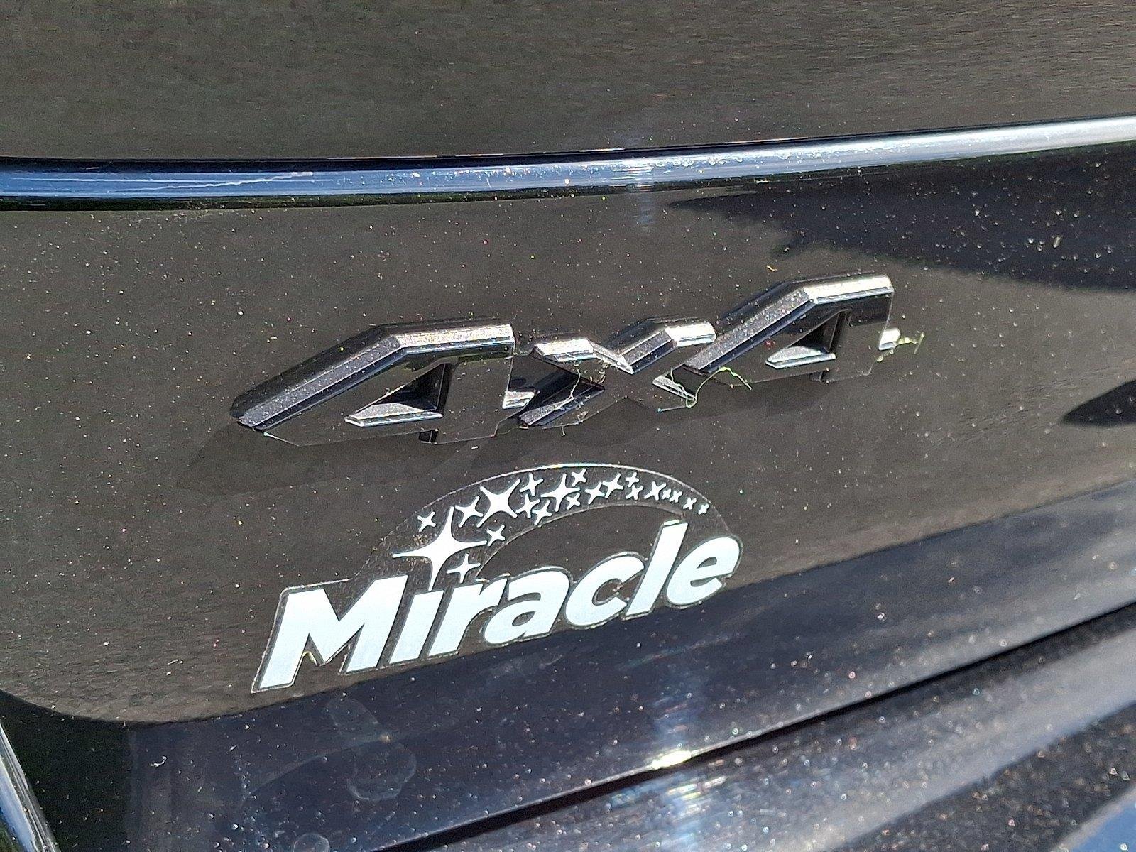 Used 2024 Jeep Grand Cherokee L Altitude AWD/4WD image 31
