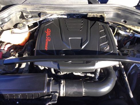 Used 2019 Alfa Romeo Stelvio Ti Sport w/ Quick Order Package 22S Sport image 28