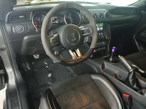 Used 2016 Ford Mustang Shelby GT350 w/ Technology Package image 14