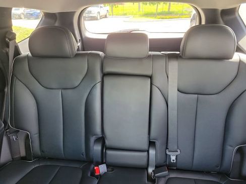 Used 2023 Hyundai Santa Fe Limited FWD image 12