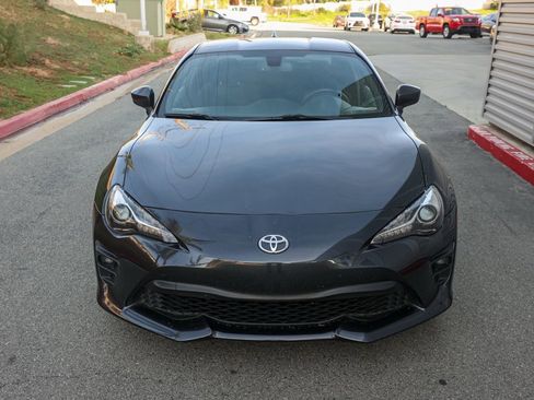 Used 2019 Toyota 86 image 9