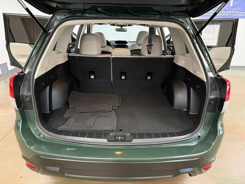 Used 2023 Subaru Forester AWD/4WD image 13