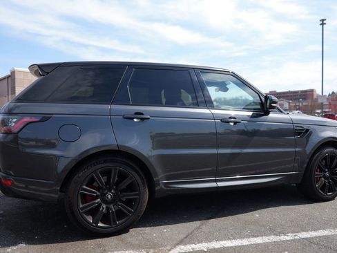Used 2019 Land Rover Range Rover Sport HST image 9