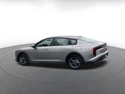 Used 2025 Kia K4 FWD image 10