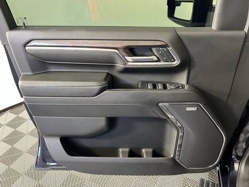 Used 2024 Chevrolet Silverado 3500 LTZ w/ LTZ Premium Package image 15