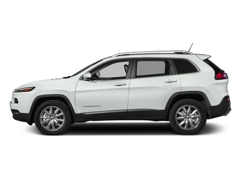 Used 2018 Jeep Cherokee Limited image 14