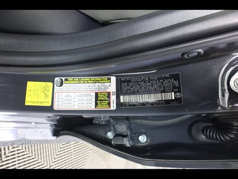 Used 2026 Toyota Camry XLE image 29