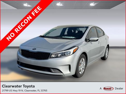 Used 2017 Kia Forte LX image 1