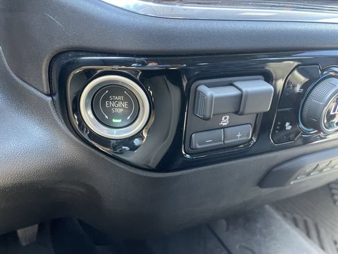 Used 2024 Chevrolet Silverado 3500 LT w/ All Star Edition AWD/4WD image 17