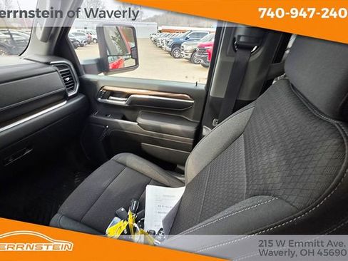 Used 2024 Chevrolet Silverado 2500 LT image 11