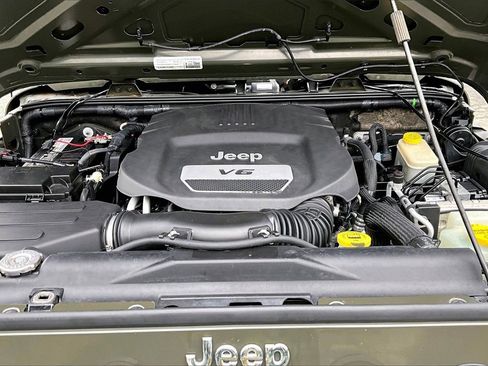 Used 2015 Jeep Wrangler Unlimited Sport w/ Quick Order Package 24S image 34