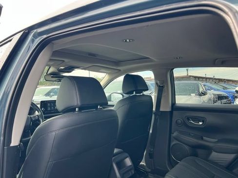 Used 2023 Honda HR-V EX-L image 13