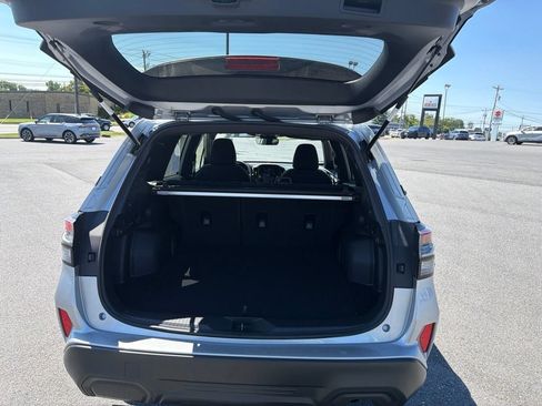 Certified 2025 Subaru Forester Premium AWD/4WD image 13