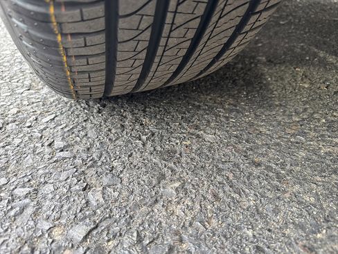 Used 2018 Chevrolet Camaro LT w/ Technology Package image 25