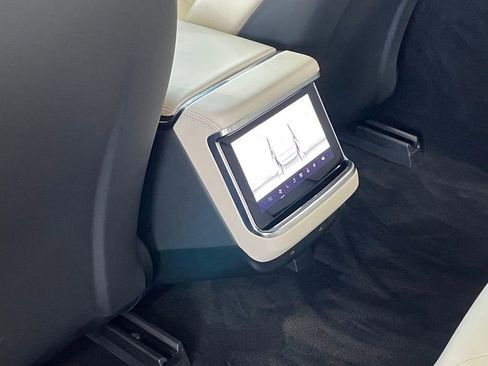 Used 2021 Tesla Model S Long Range image 17