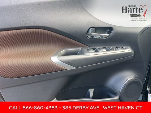 Certified 2024 Nissan Kicks SR image 37