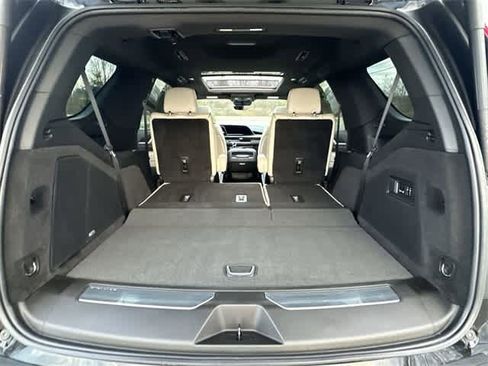 Used 2023 Cadillac Escalade Sport w/ LPO, ONYX Package image 30
