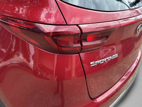 Used 2022 Kia Sportage EX w/ EX Technology Package FWD image 35