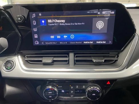 New 2026 Chevrolet Trax LT FWD image 5