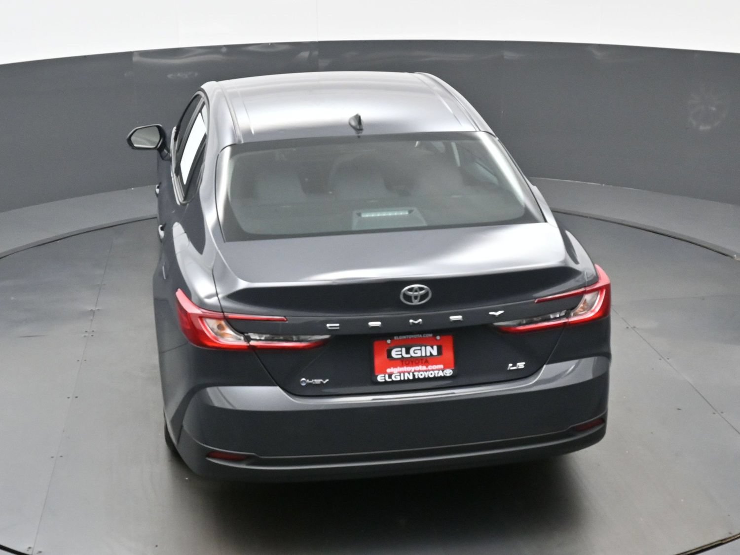 Used 2025 Toyota Camry LE FWD image 39