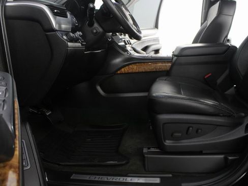 Used 2015 Chevrolet Tahoe LTZ image 19