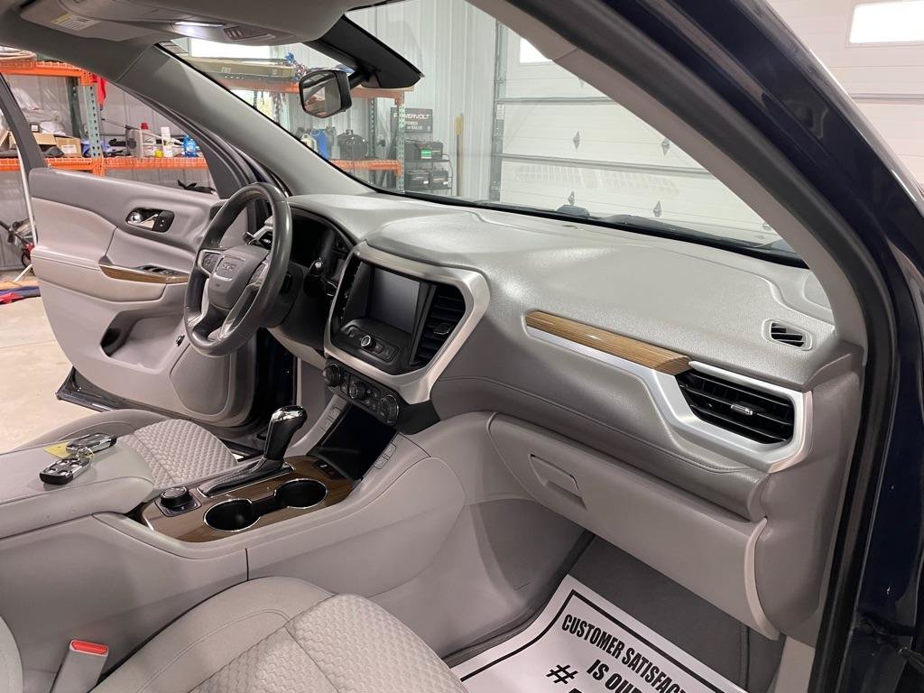 Used 2017 GMC Acadia SLE w/ Driver Alert Package I AWD/4WD image 26