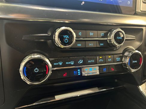 Used 2022 Ford F150 Lariat AWD/4WD image 15