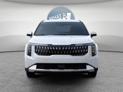 New 2026 Kia Carnival LXS image 2