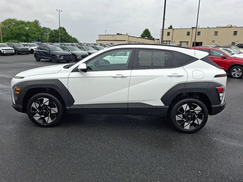 Certified 2024 Hyundai Kona SEL AWD/4WD image 9