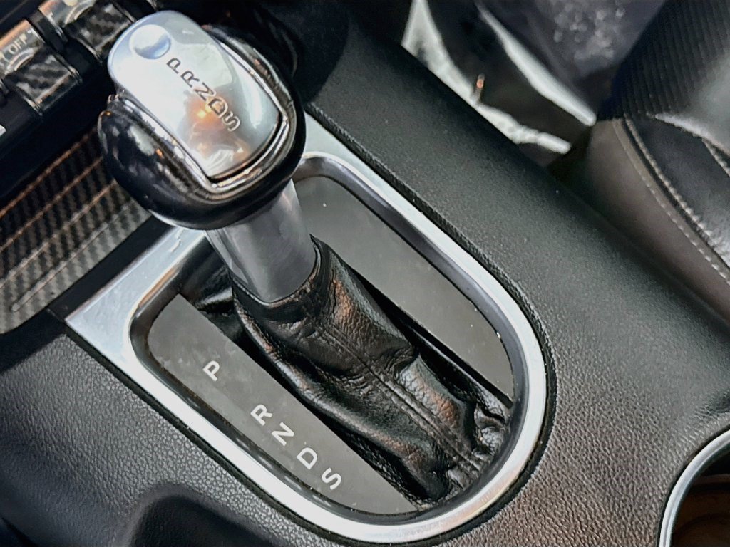Used 2018 Ford Mustang Premium RWD image 19