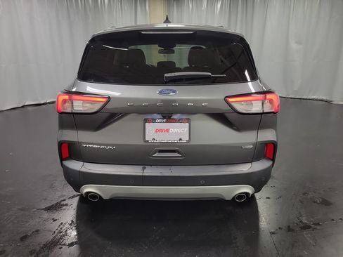 Used 2022 Ford Escape Titanium FWD image 7
