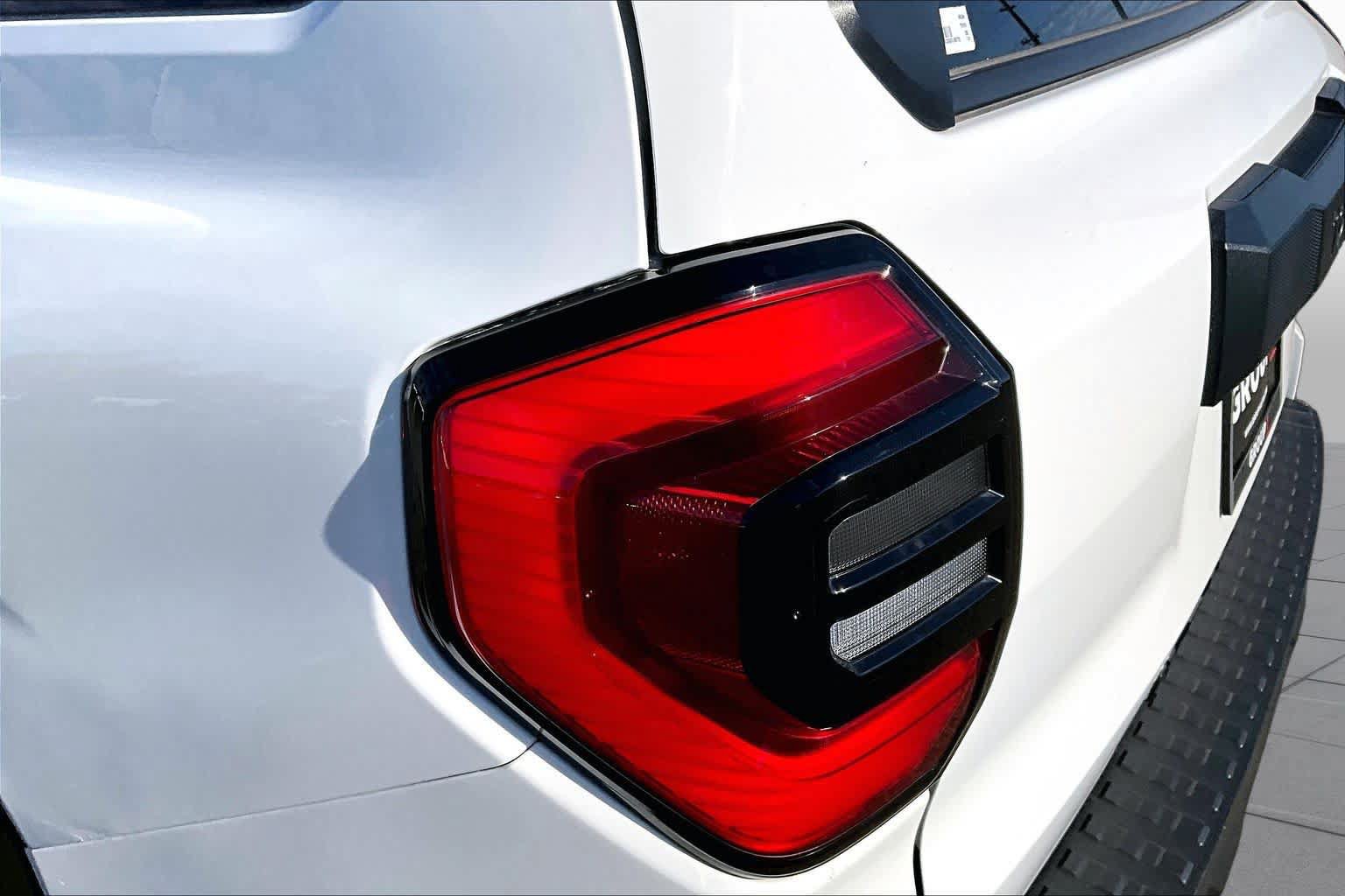 Certified 2025 Toyota 4Runner SR5 AWD/4WD image 28