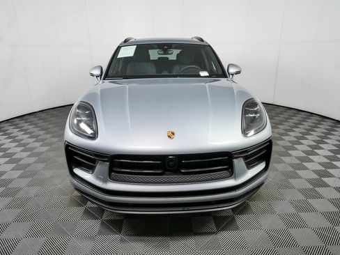 Certified 2026 Porsche Macan AWD/4WD image 37